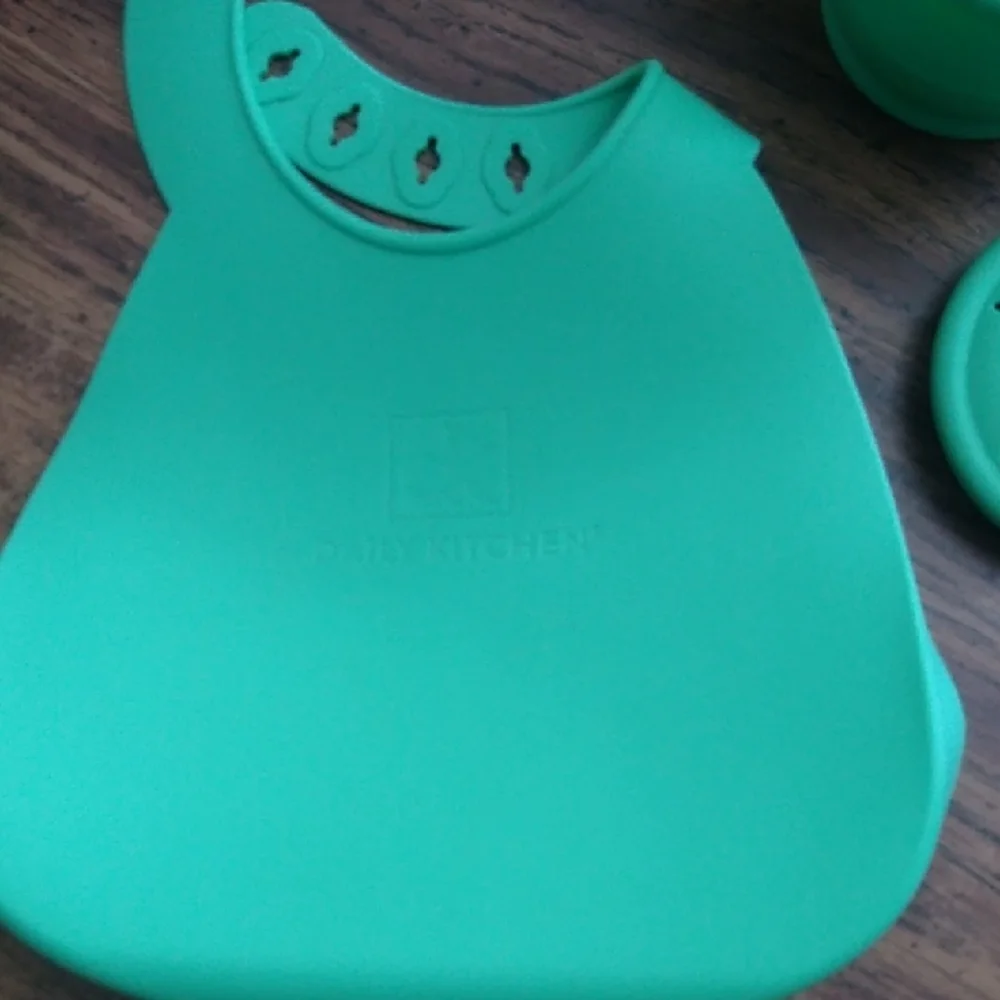 Green Silicone Baby Feeding Set